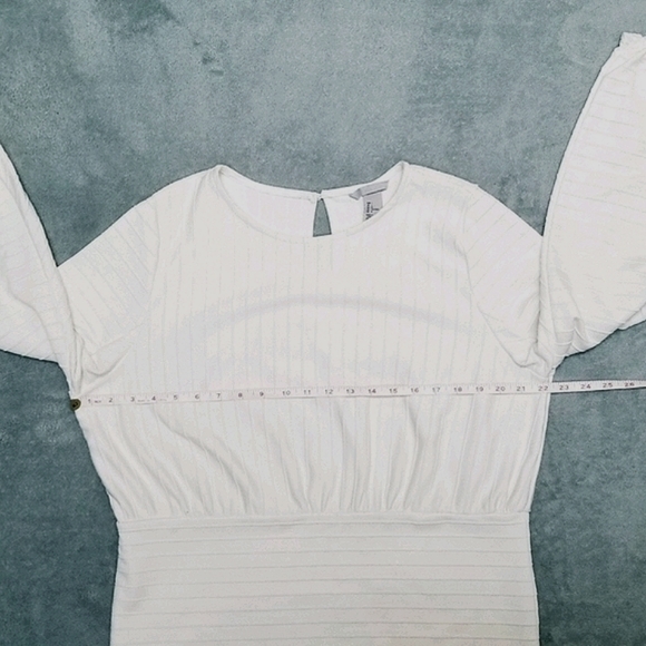 Cream Longsleeve Pull Over Top - Picture 5 of 6